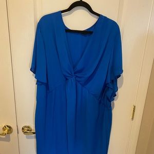 Torrid high low size 6 blouse